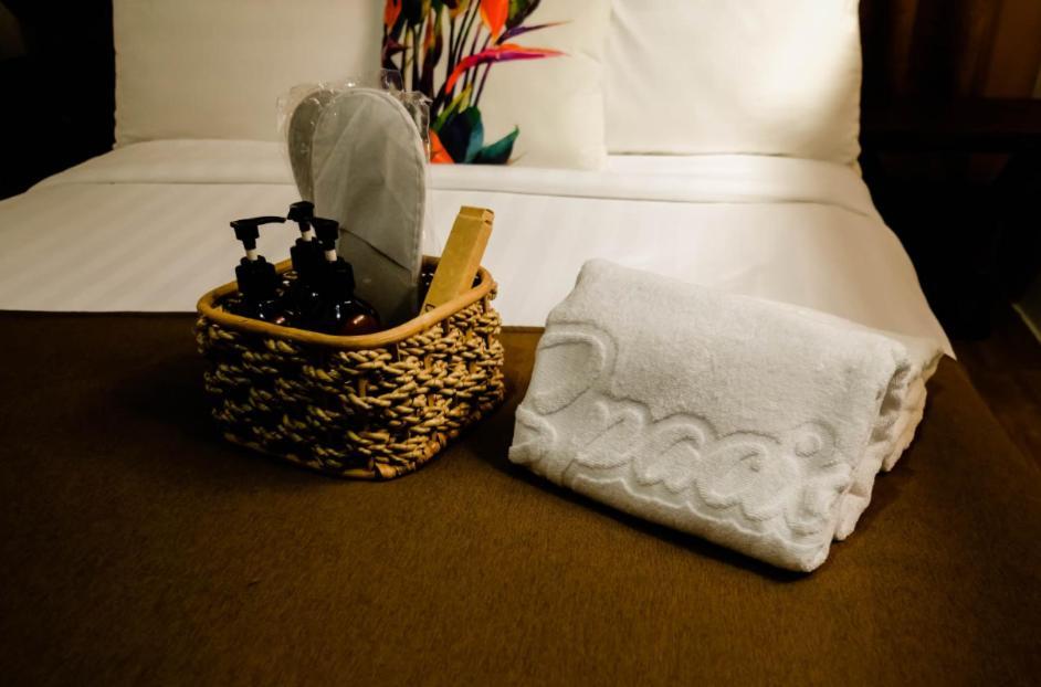 Lumban Spacio Caliraya Bed & Breakfast מראה חיצוני תמונה