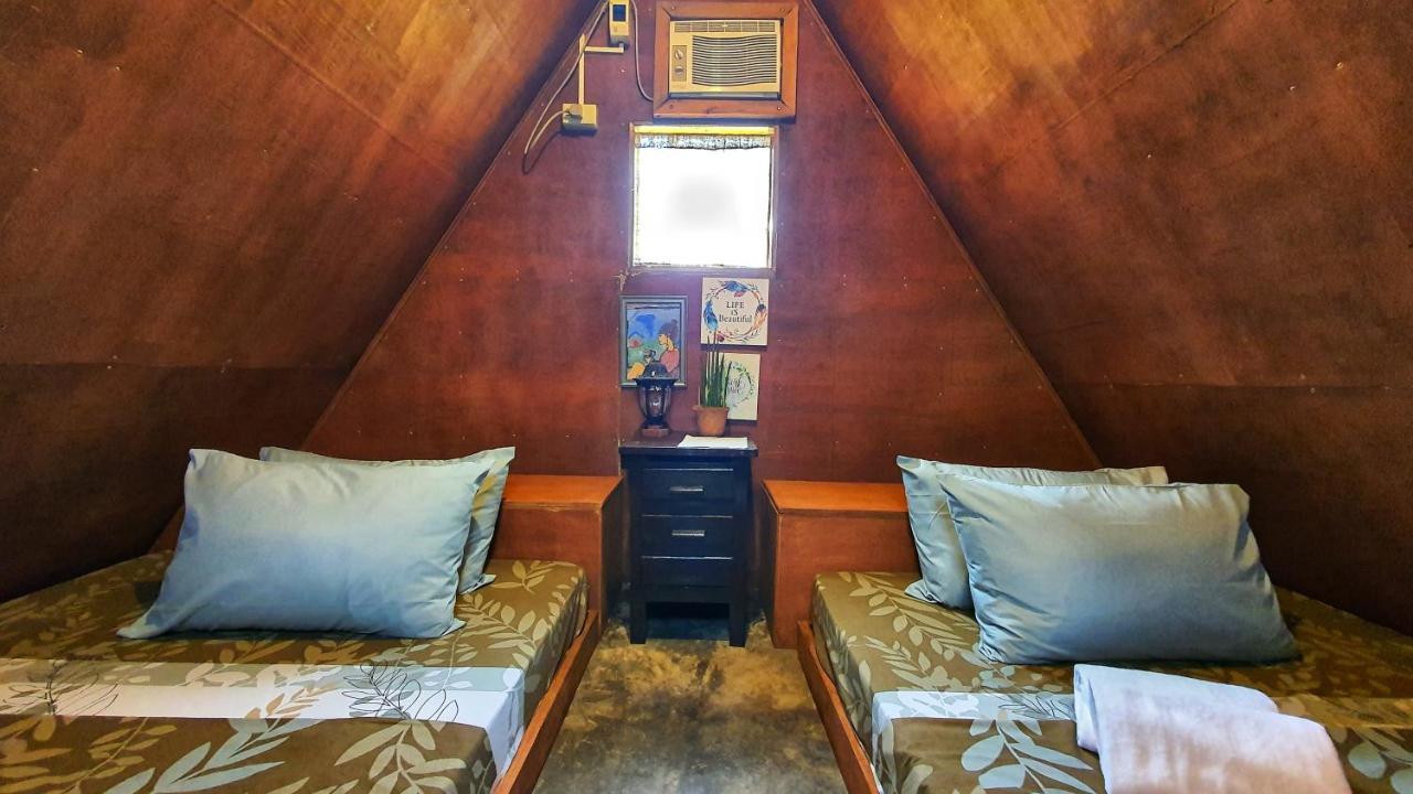Lumban Spacio Caliraya Bed & Breakfast מראה חיצוני תמונה